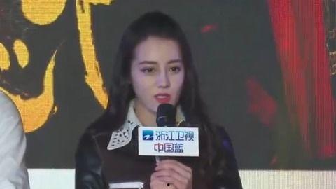 热巴羞涩床戏,情感纠葛引观众热议