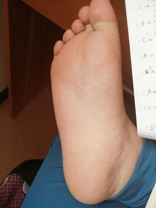 男人脚丫子图片大全,趣味图片大全背后的故事