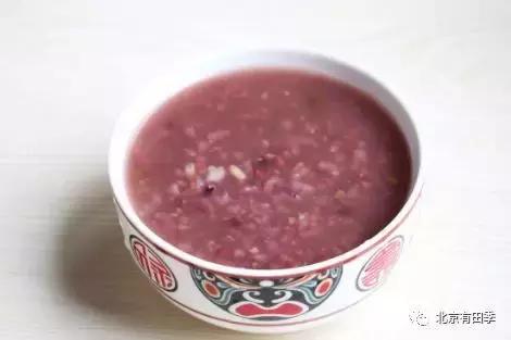 红豆粥图片,温暖你的冬日早晨