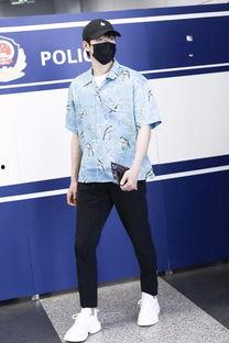 日本男明星私服,日本男明星私服穿搭解析